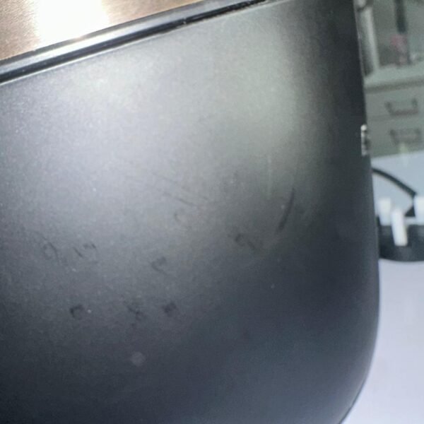 Mega Saver Offer Philips 3000 Series Airfryer 6.2L (NA332/09) – B-Grade (Few Scratches) - Image 4