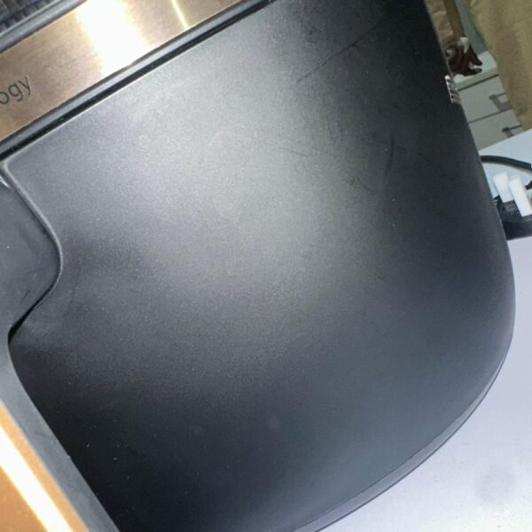 Mega Saver Offer Philips 3000 Series Airfryer 6.2L (NA332/09) – B-Grade (Few Scratches) - Image 3